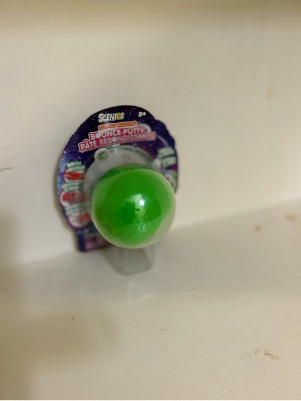 Green Bounce Putty Ball - Stretchy Scented Toy